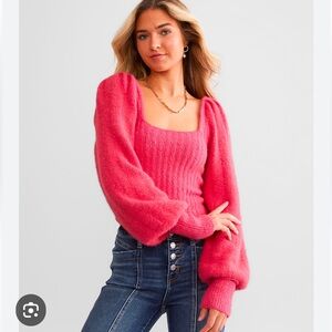 Free People Katie Pullover Sweater in magenta cherry. Size medium. NWOT